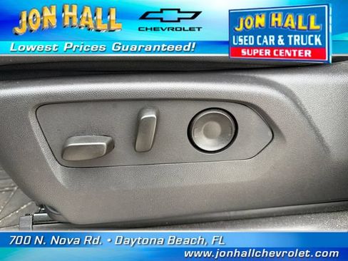 Used 2025 Chevrolet Silverado 1500 ZR2 w/ Technology Package AWD/4WD image 18