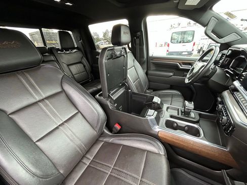 Used 2022 Chevrolet Silverado 1500 High Country w/ High Country Premium Package image 26