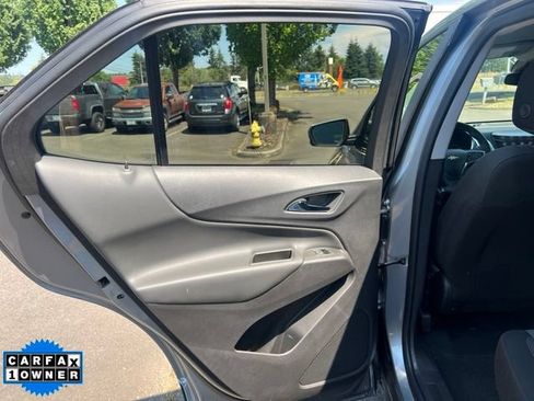 Used 2024 Chevrolet Equinox LT AWD/4WD image 11