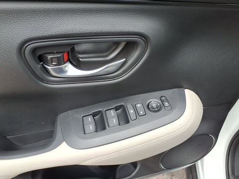New 2026 Honda HR-V LX image 12