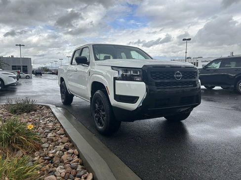 New 2026 Nissan Frontier SV w/ SV Convenience Package image 3