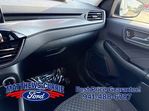 Certified 2024 Ford Escape Active FWD image 22