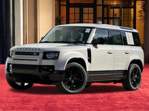 New 2026 Land Rover Defender 110 X-Dynamic SE image 2