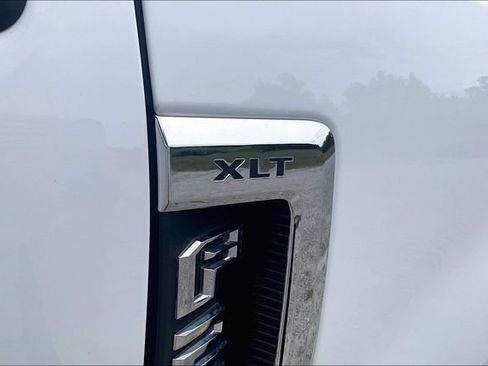 Used 2022 Ford F250 XLT AWD/4WD image 12