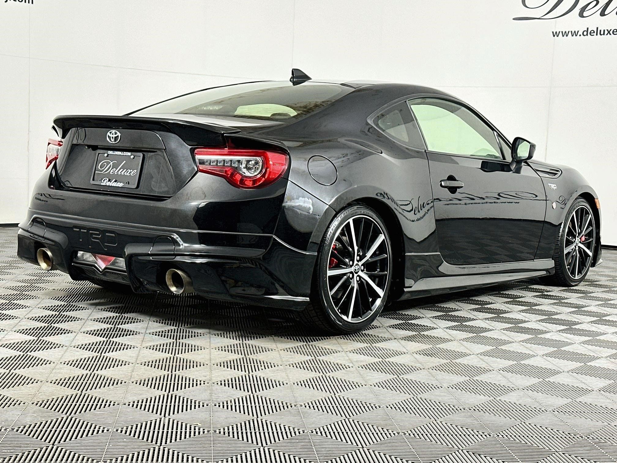 Used 2019 Toyota 86 TRD SE RWD image 6