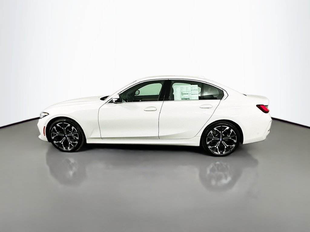 Used 2026 BMW 330i Sedan w/ Premium Package RWD image 8