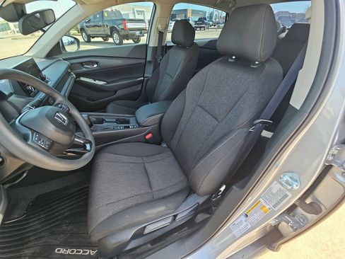 Used 2025 Honda Accord LX image 16