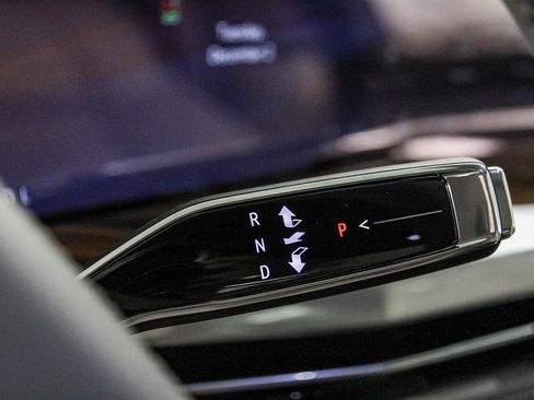 New 2026 Cadillac Escalade Platinum Luxury image 22