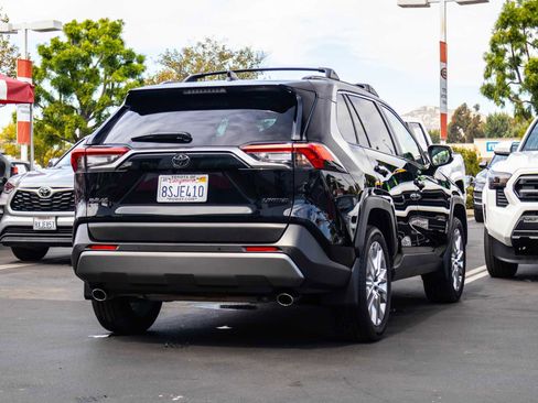 Certified 2020 Toyota RAV4 Limited image 12