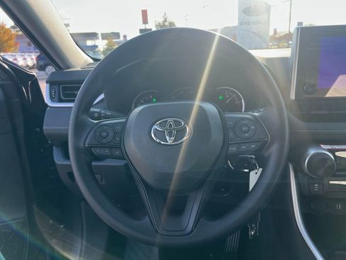 New 2025 Toyota RAV4 LE image 15