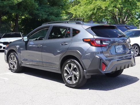 Used 2024 Subaru Crosstrek 2.0i Premium AWD/4WD image 9