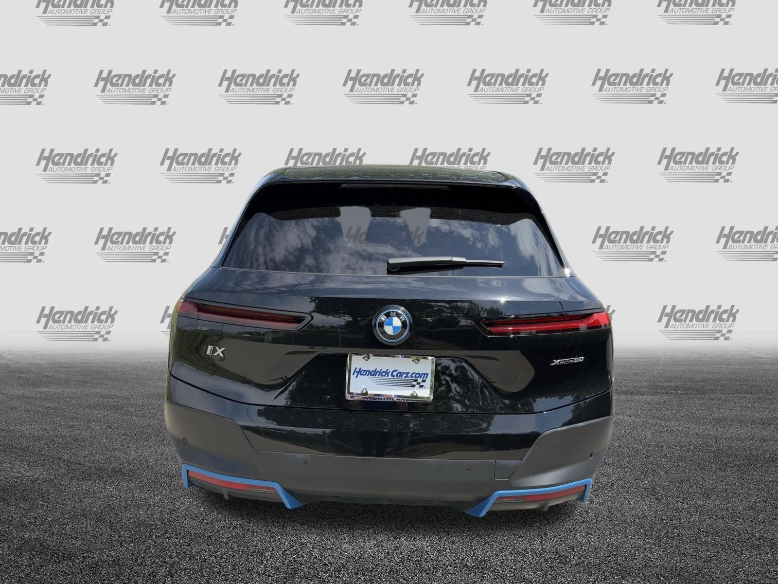 Certified 2023 BMW iX xDrive50 w/ Premium Package AWD/4WD image 9