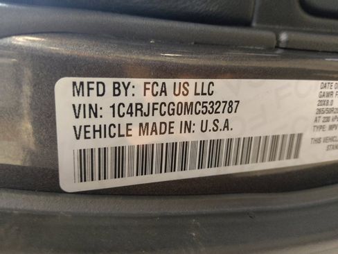 Used 2021 Jeep Grand Cherokee Overland AWD/4WD image 33