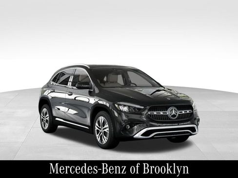 Used 2026 Mercedes-Benz GLA 250 4MATIC image 13
