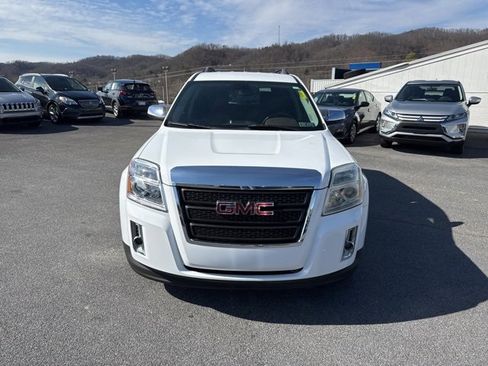 Used 2010 GMC Terrain SLT image 3