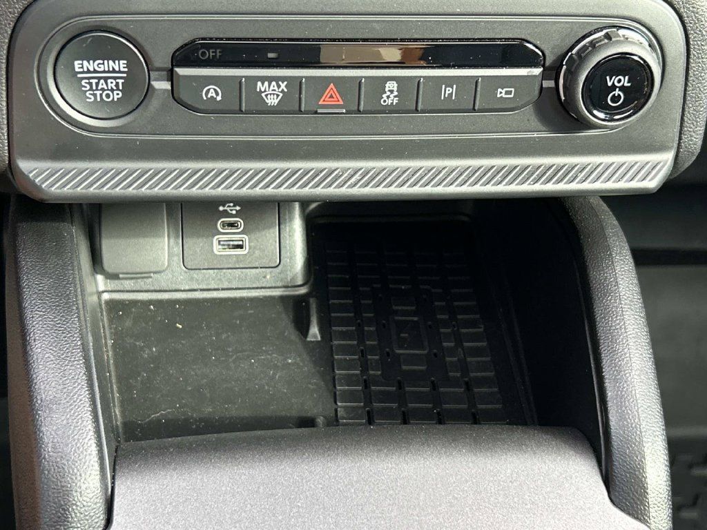 Used 2025 Ford Bronco Sport Outer Banks w/ Outer Banks Tech Package+ AWD/4WD image 40
