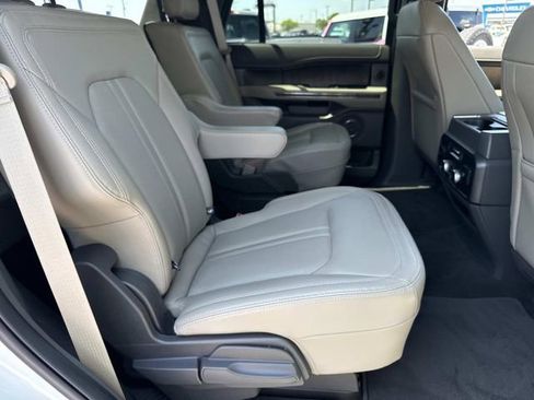 Certified 2021 Ford Expedition Limited RWD image 12