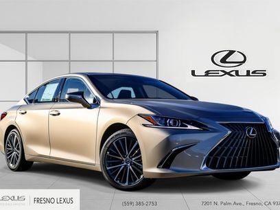 New 2025 Lexus ES 300h w/ Premium Package