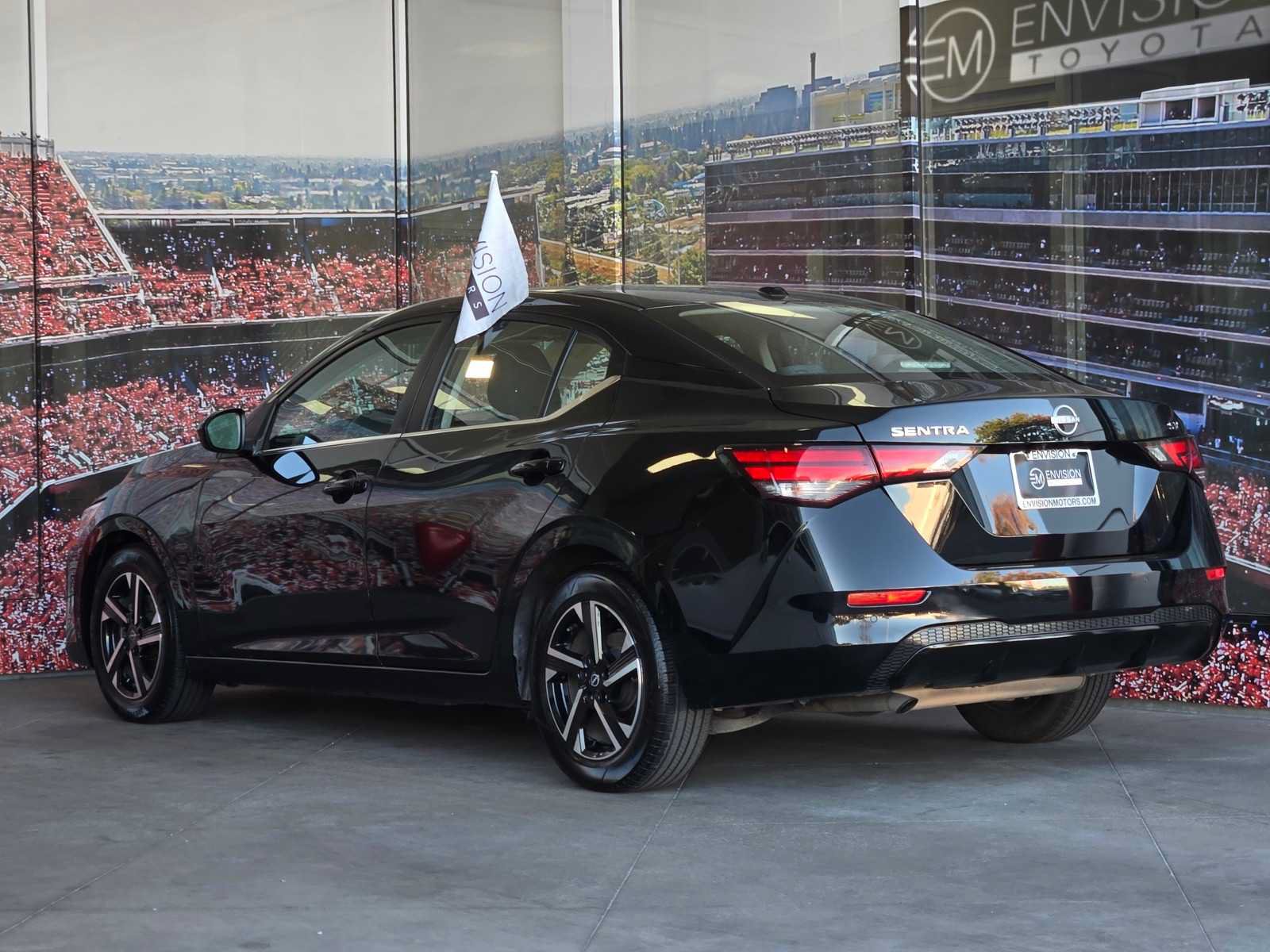 Used 2024 Nissan Sentra SV FWD image 5