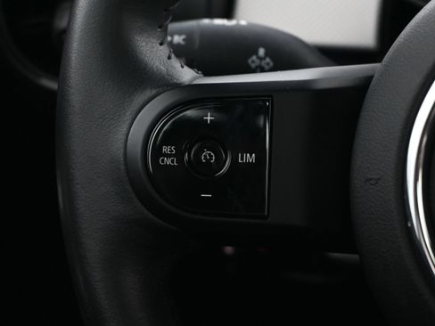 Used 2023 MINI Cooper SE image 30