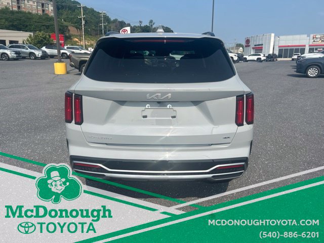 Used 2023 Kia Sorento SX AWD/4WD image 10