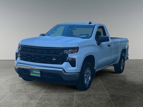 Used 2025 Chevrolet Silverado 1500 W/T image 3