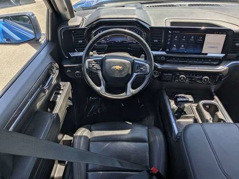 Used 2024 Chevrolet Silverado 1500 LTZ AWD/4WD image 16