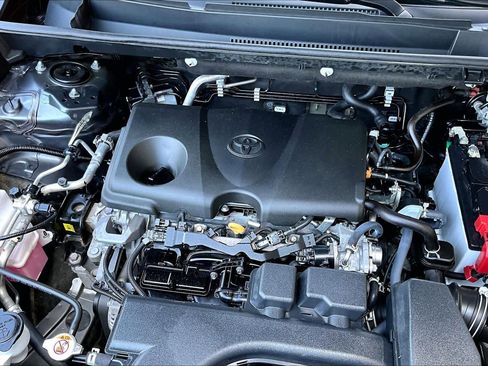 Certified 2024 Toyota RAV4 LE AWD/4WD image 32