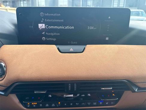 Certified 2025 MAZDA CX-70 3.3 Turbo S w/ Premium Plus image 17