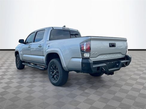 Used 2022 Toyota Tacoma SR5 image 5