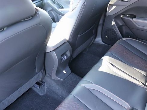 Used 2025 Subaru Crosstrek 2.5i Limited w/ Crosstrek Mirror Package image 17