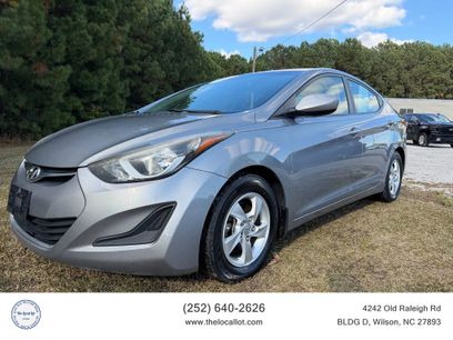 Used 2014 Hyundai Elantra SE