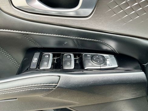 Used 2021 Kia Sorento SX image 18