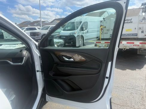 Used 2021 GMC Terrain SLE w/ Driver Convenience Package FWD image 47