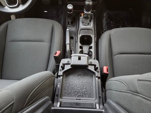 Used 2021 Jeep Wrangler Sport image 42