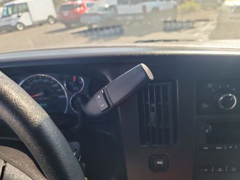 Used 2023 GMC Savana 2500 w/ Driver Convenience Package image 15