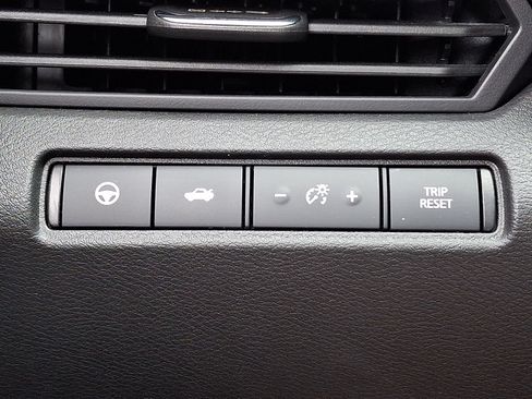 Certified 2023 Nissan Altima 2.5 SV w/ SV Premium Package FWD image 25