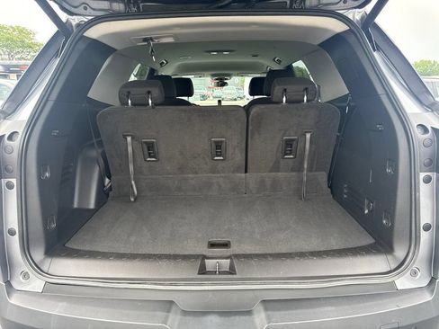Certified 2020 Chevrolet Traverse LT FWD image 8