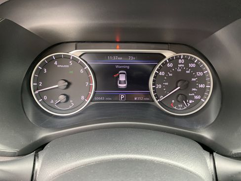 Used 2024 Nissan Sentra SV FWD image 24
