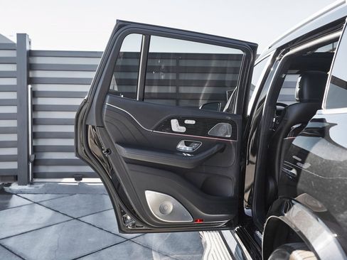 Used 2021 Mercedes-Benz Maybach GLS 600 Maybach GLS 600 image 27