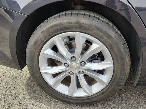 Used 2023 Chevrolet Malibu LT image 9