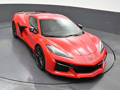 Used 2024 Chevrolet Corvette Z06 w/ Stealth Interior Trim Package RWD image 23