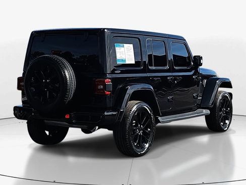 Used 2023 Jeep Wrangler Altitude image 5