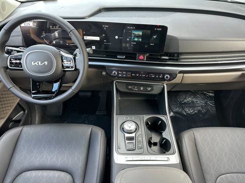 New 2026 Kia Carnival LXS image 13