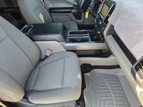 Used 2018 Ford F150 XLT w/ Equipment Group 302A Luxury AWD/4WD image 13