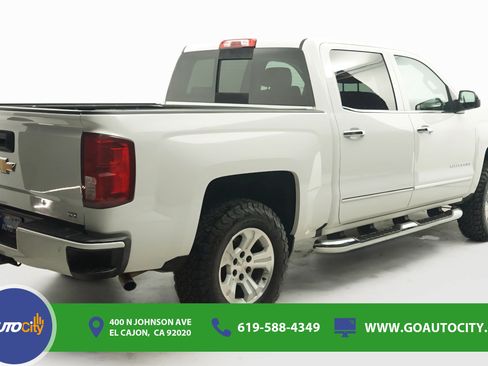 Used 2018 Chevrolet Silverado 1500 LTZ Z71 w/ LTZ Plus Package AWD/4WD image 6