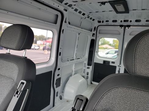 Used 2025 RAM ProMaster 1500 w/ Quick Order Package 22H SLT+ image 21