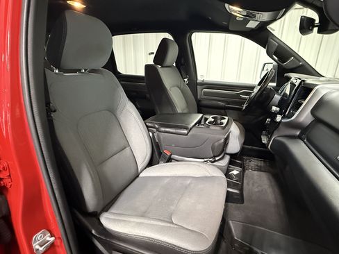 Used 2023 RAM 1500 Big Horn AWD/4WD image 9