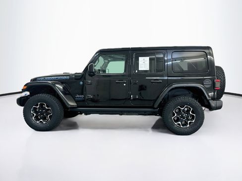 Used 2023 Jeep Wrangler Unlimited Rubicon 4xe w/ Cold Weather Group AWD/4WD image 4