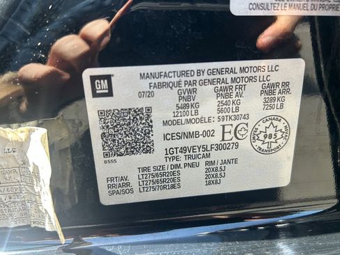 Used 2020 GMC Sierra 3500 AT4 w/ AT4 Premium Package AWD/4WD image 36